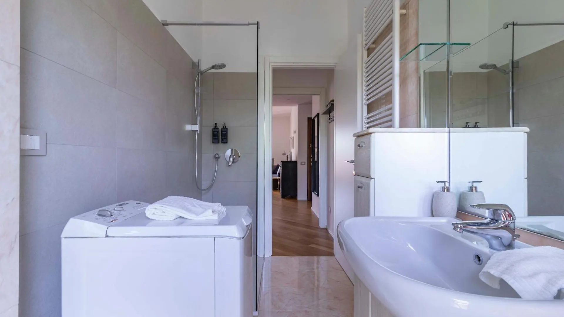 Bright House - Carozzi Apartments Μιλάνο 0*,  Ιταλία